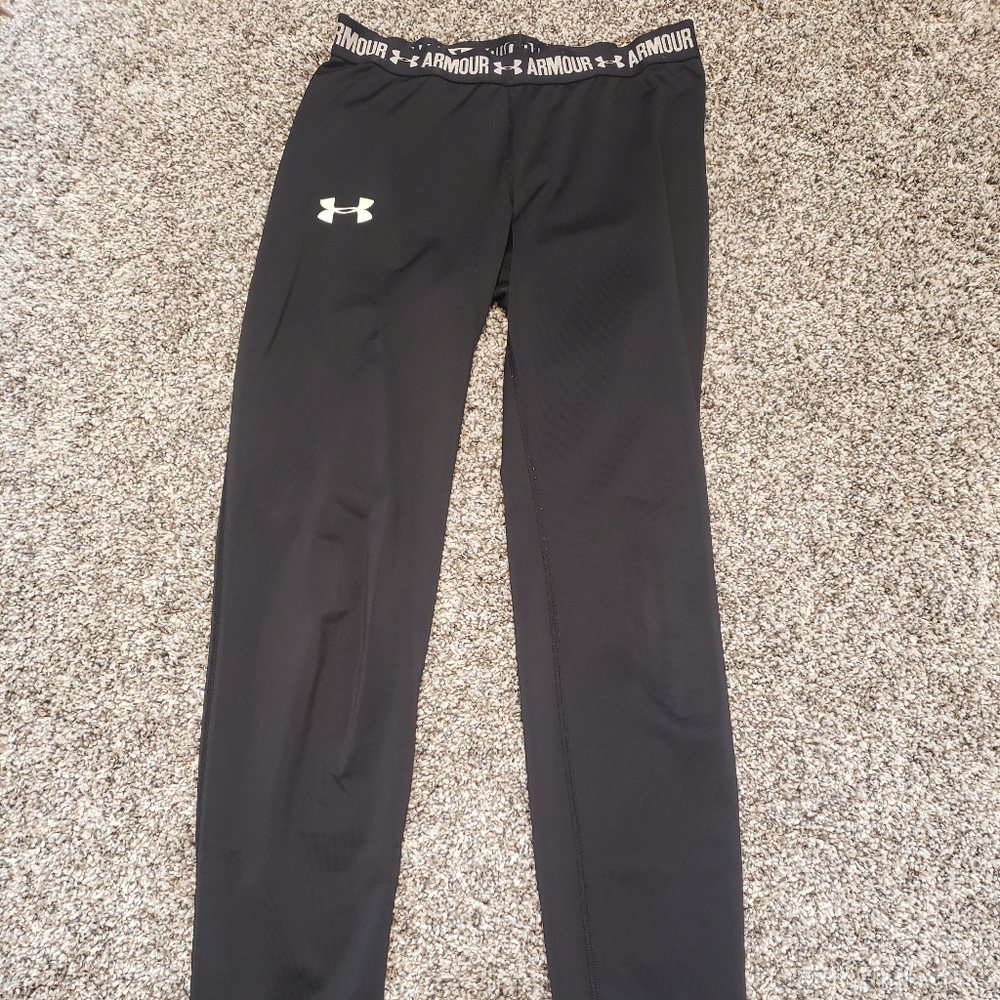 Black Under Armor leggings